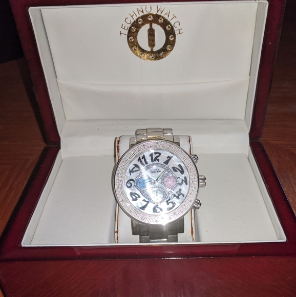 Vintage Cool Techno Watch - Picture 3 of 7